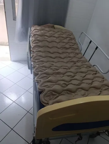 Cama de hospital