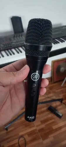 Microfone AKG P3s