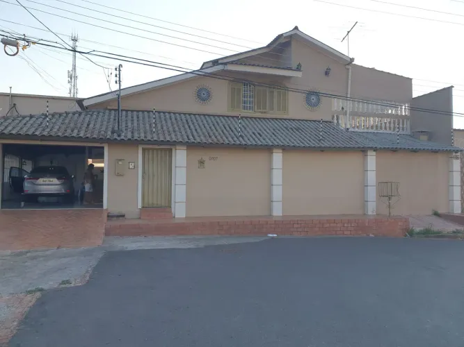 Vendo CASA av. Ceará - 02 pisos
