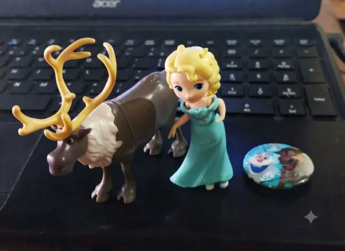 Elsa, Sven e broche original Hasbro