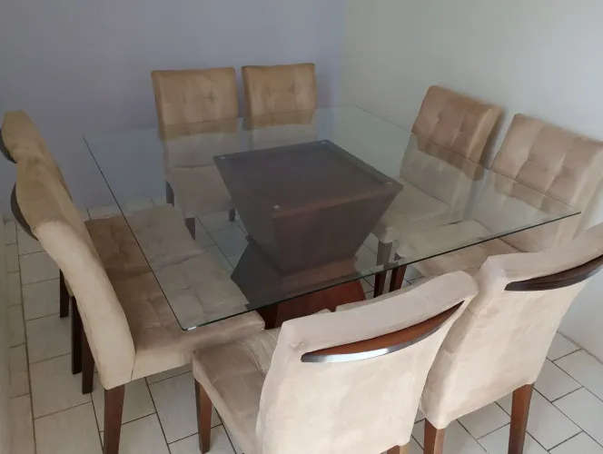 Mesa de vidro com 8 cadeiras Suede 1,50x1,50 mt