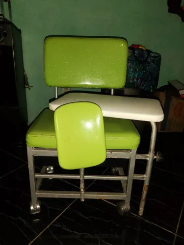 Cadeira de Manicure 