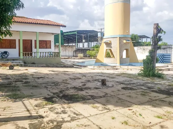 Casa no Parque Pioneiro com 5 quartos