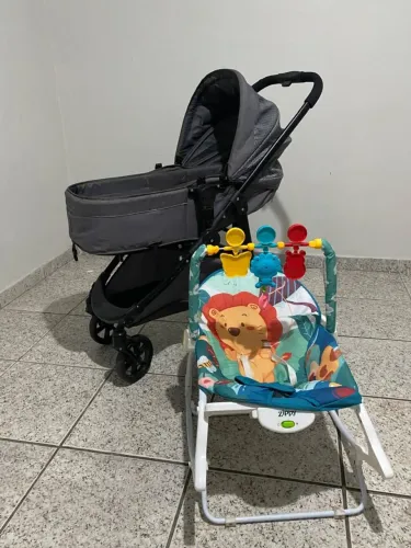 Carrinho de bebê Moisés + cadeirinha de descansso
