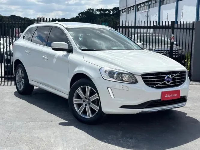 Volvo XC 60 T-5 Kinetic 2.0 245cv FWD 5P 2017