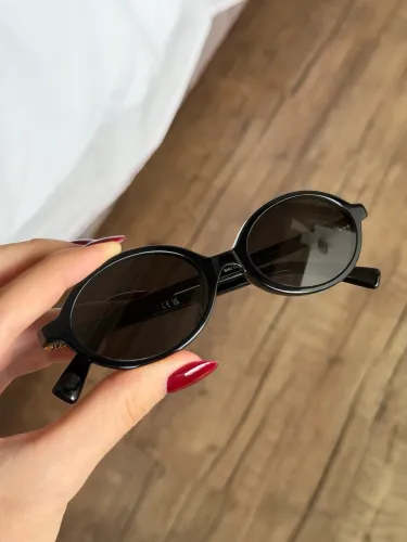 Óculos de sol Miu Miu oval (original)
