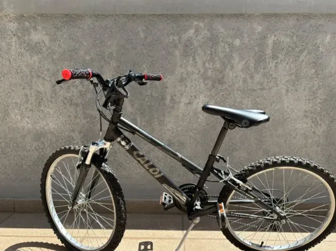 Bicicleta Caloi aro 24 Star Wars