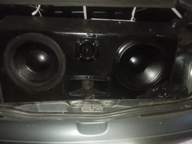 Caixa de som pra carrooooooooooooooooooooooooooooooooooooooooooooooooooooooooooooooooooooo