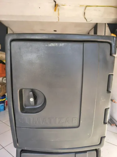 Geladeira para caminhão 84Lts