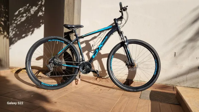 Bicicleta Mountain Bike