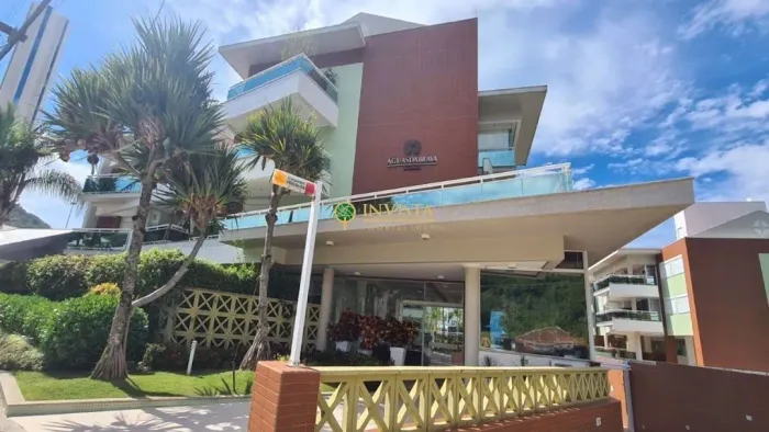 Locação | 141 m², Semi mobiliado, Sacada com churrasqueira, 3 quartos e 3 vagas - Praia Br