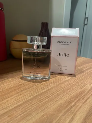 Perfume semelhante La Vie Est Belle