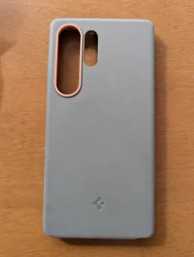 Capa para Galaxy S25 Ultra Spigen nano pop importada. 