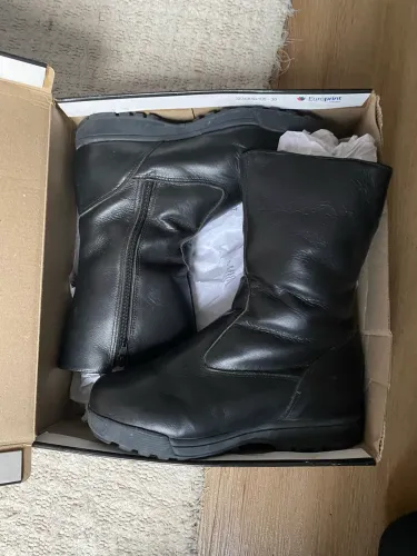 Bota para neve feminina de couro e lã natural de carneiro - número 37