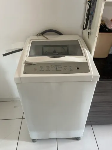 Máquina de lavar R$ 300