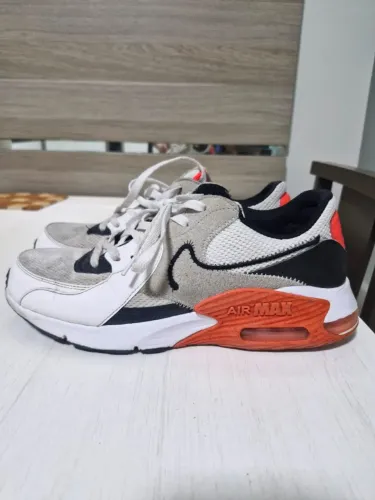 Tênis Nike Air Max Excee = Tamanho 42 - Usado