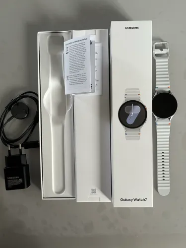 Galaxy Watch7 44mm : novo, nunca usado