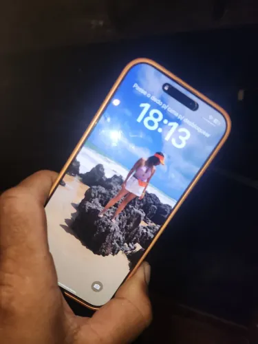 Iphone 16 pro max titaniun deserto tela 6.9"