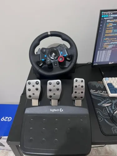 Volante Gamer Logitech G29 + Pedais