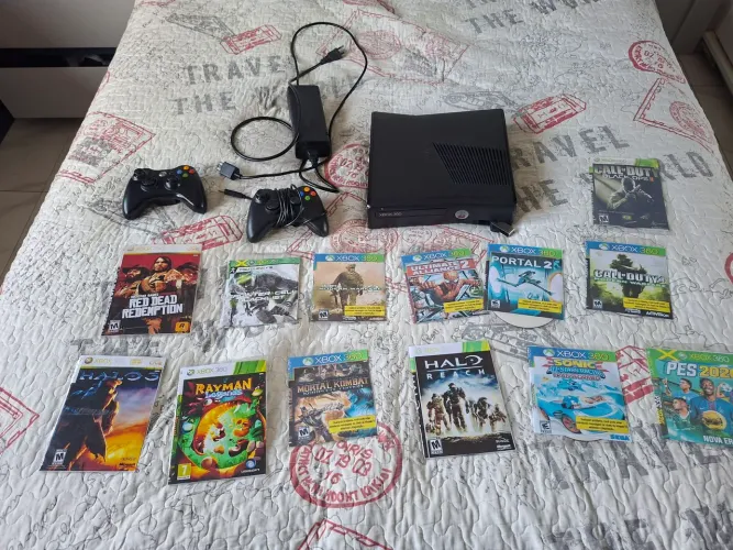 Xbox 360 Desbloqueado + 2 Controles e Jogos
