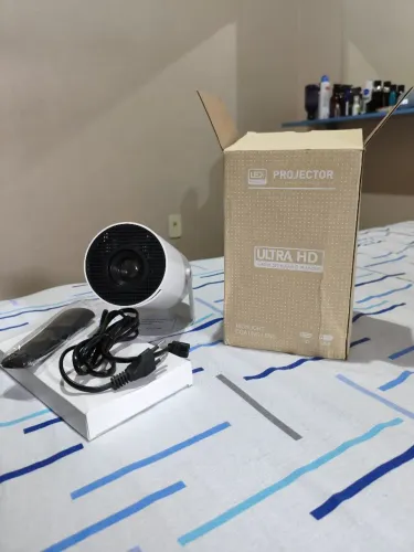 PROJETOR HY300
