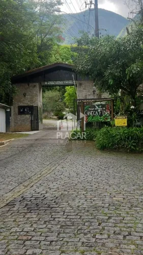 EXCELENTE CASA DE CONDOMÍNIO EM GUAPIMIRIM PARA VENDA