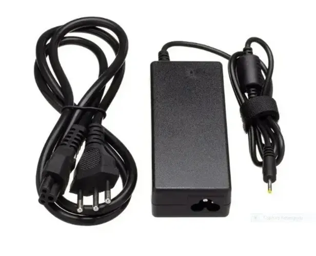 Fonte Carregador de Notebook 19v 2.1a plug 2,5 x 0,7mm 40w Asus eee PC 1015
