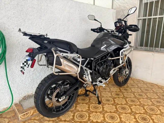 Tiger 900 Rally Pro - 2025/2025 - 2500km - Único Dono