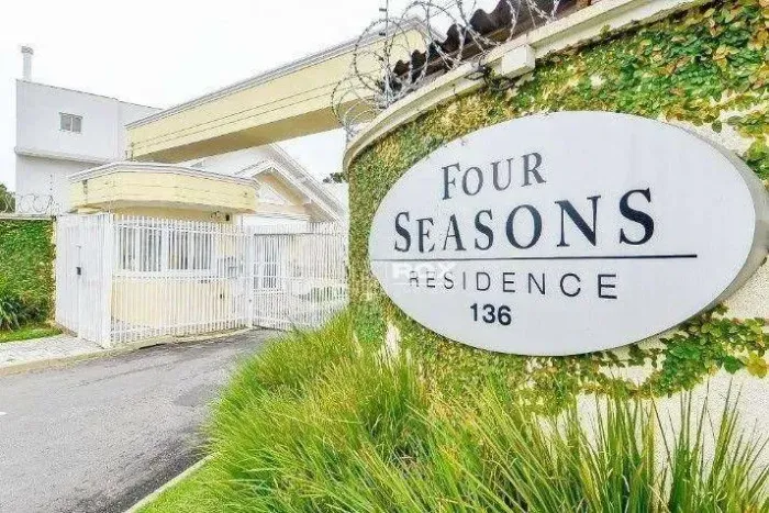 Terreno em condomínio fechado à venda por R$ 850.000 - Butiatuvinha, Curitiba/PR