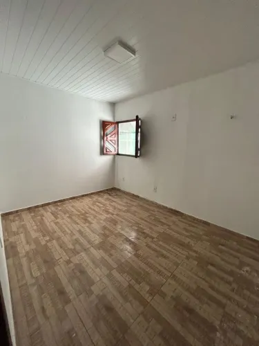 Alugo casa na Barra Nova para moradia