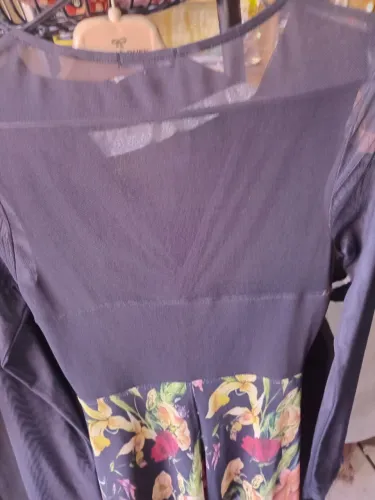 Vestido com tule