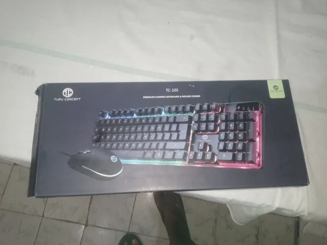 Vende se teclado com mouse de PC