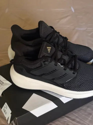 Tênis adidas novo com nota