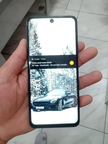 Vendo infinix 128 giga praticamente novo sem detalhes