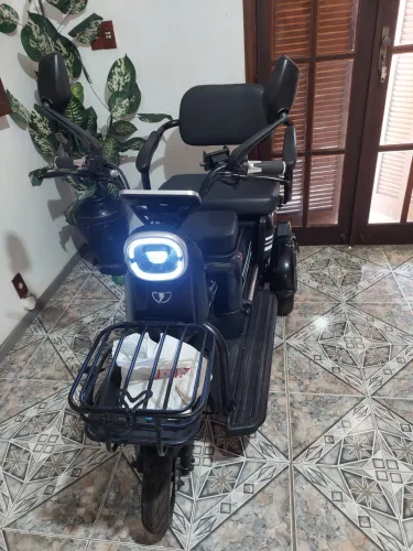 Triciclo Elétrico Veloster 1000w