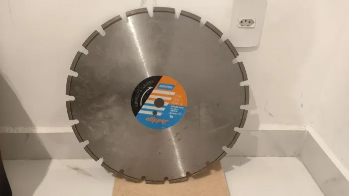 Disco para Serra Clipper - Norton 450x24,5mm 2700 RPM Diamantado - Asfalto e Concreto