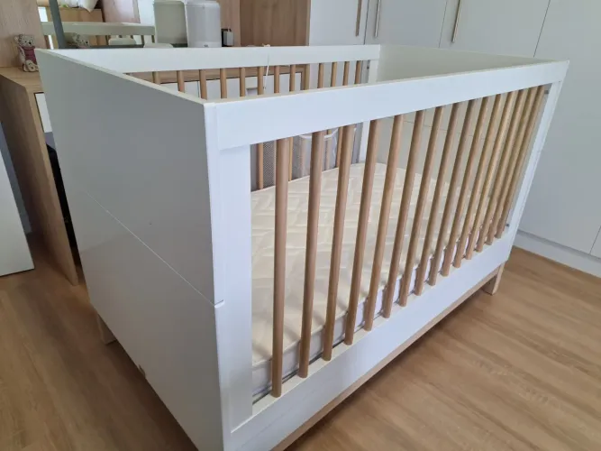 Vendo Berço Americano Cozy Quater 2 em 1