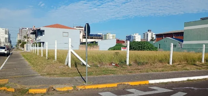 VENDO TERRENO DE ESQUINA + 2 TERRENOS NA ZONA NOVA - CAPÃO DA CANOA