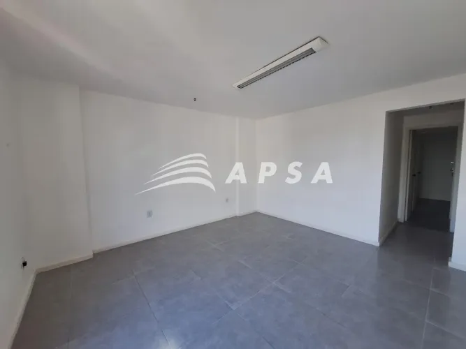 POSICIONE SEU NEGÓCIO EM UM DOS BAIRROS MAIS VALORIZADOS DA ZONA NORTE: ESTA SALA COMERCIA