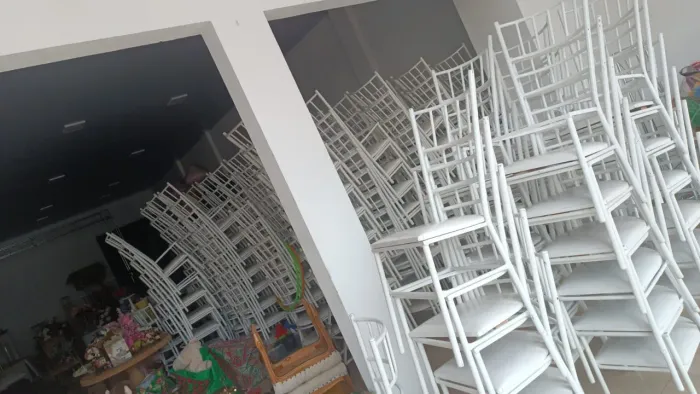 Cadeiras Tiffany branca 