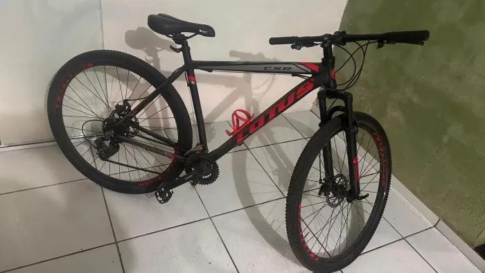 Bicicleta LOTUS CXR Estado de Zero