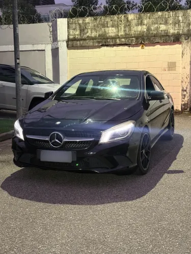 Mercedes-Benz CLA-200 Vision 1.6 TB 16V Flex Aut. 2015