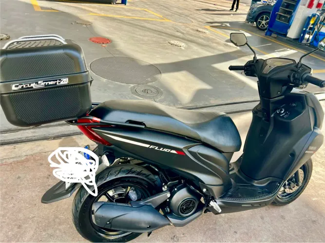 YAMAHA FLUO 125 - Nova