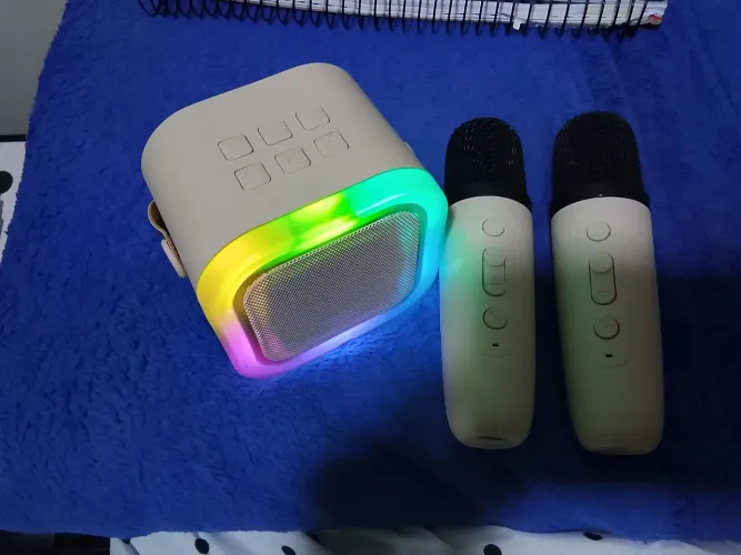 Caixa De Som Karaokê Bluetooth K12 Com 2 Microfones Sem Fio