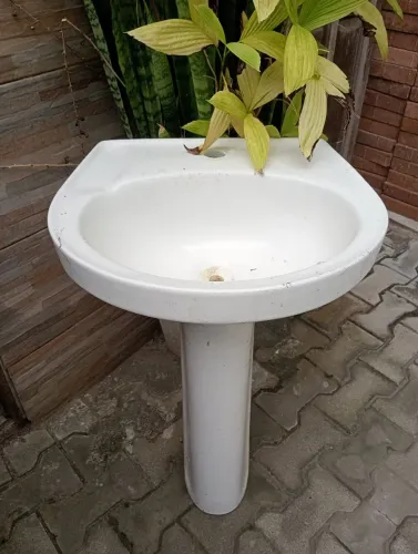 Pia para banheiro com coluna!!