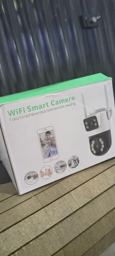Câmera de segurança Wi-Fi externa com lente dupla