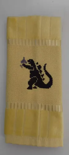 Toalhinha Godzilla 30x45 Aveludada