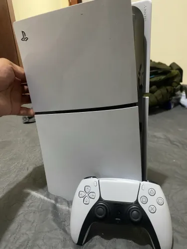PS5 SLIM RATCHET & CLANK/RETURNAL
