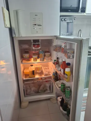 Geladeira brastemp em pleno funcionamento toda original