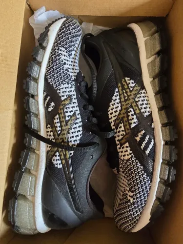 Tenis asics quantum knit original (cada)